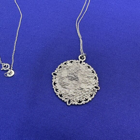 Sterling Chain 1955 Sixpence Coin Pendant Necklace - Picture 10 of 13
